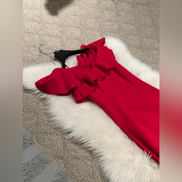 Guess red mini dress brand new with tag - Picture 3 of 5